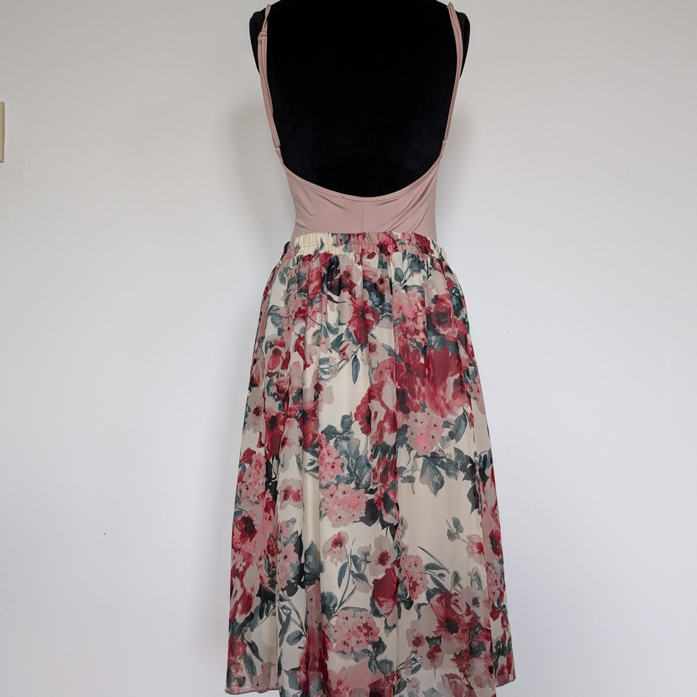 Cream And Red Flowy Floral Mikarose A-line Skirt Size M - Picture 2 of 10